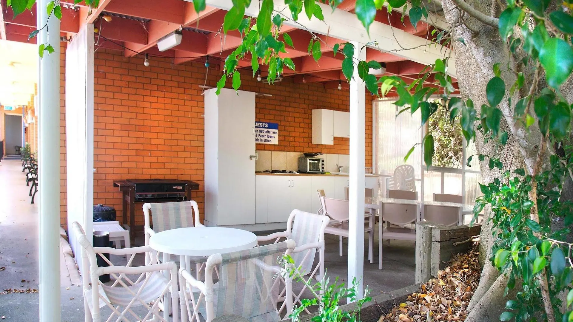 ***  Southbank Motel Brisbane Australia